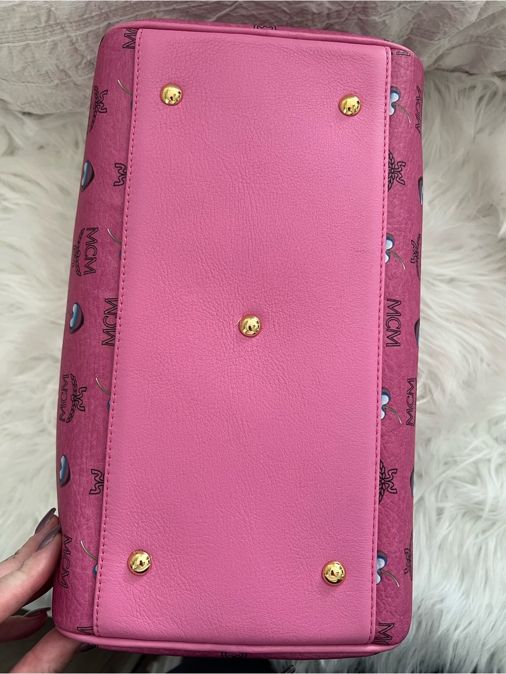 BRAND NEW WITH TAGS MCM Pink RARE Heart Logo Speedy Style w/ Matching Wallet - Picture 8 of 16